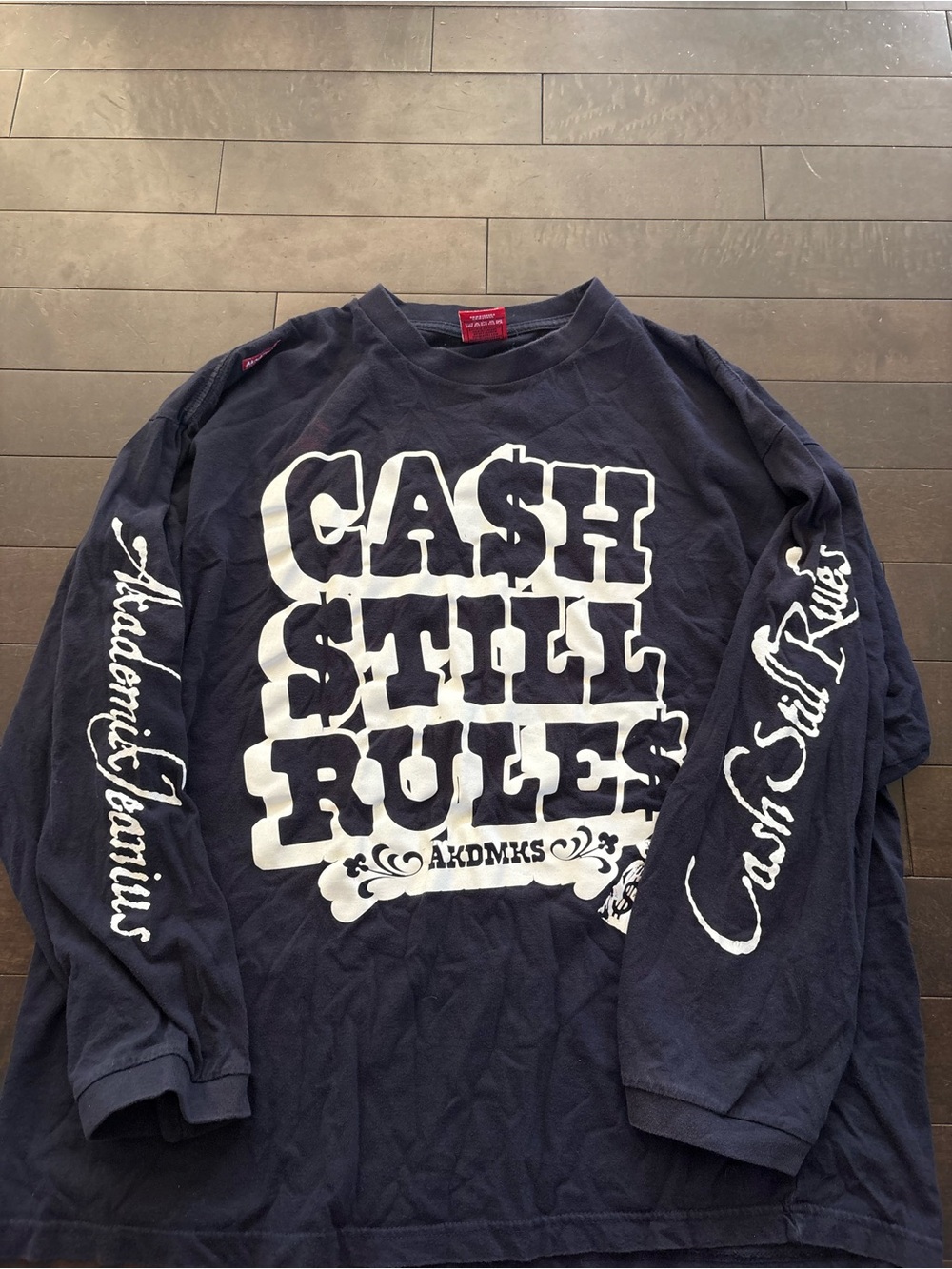 Early 2000s akademiks cash still rules long sleeve